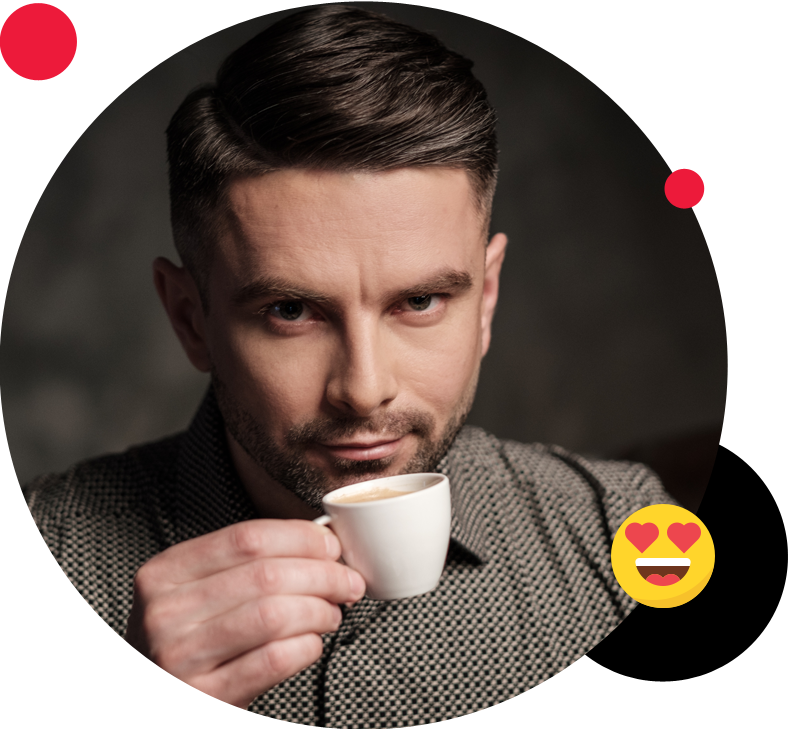 mężczyzna pije kawę espresso